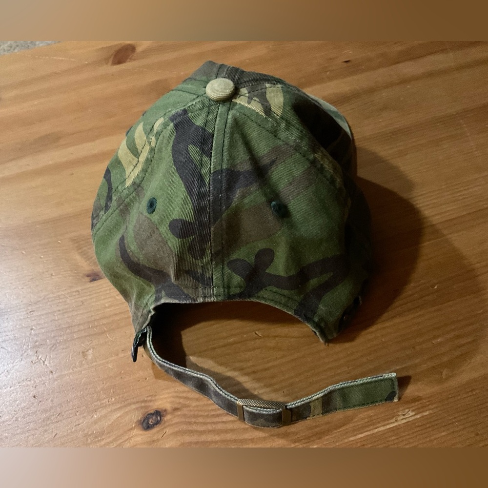 47: Seattle Seahawks NFL sporty active wear camo baseball cap for boys and men. - Picture 3 of 8